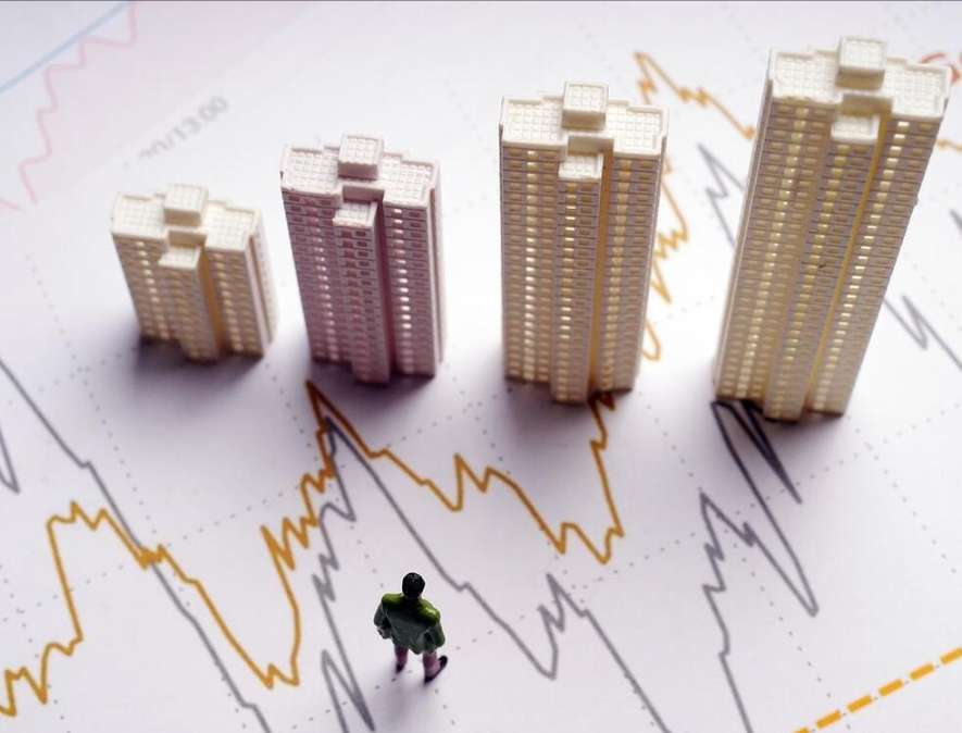 Investment Flows Boost Popular Sector ETFs